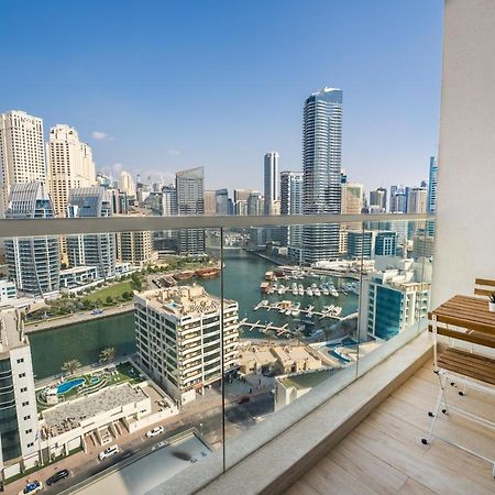 Fam Living - Marina Marvel - Studio Apartment With Breathtaking Views In Studio One Tower Dubai Eksteriør bilde
