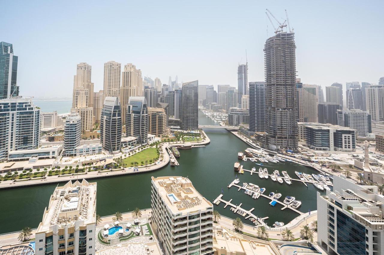 Fam Living - Marina Marvel - Studio Apartment With Breathtaking Views In Studio One Tower Dubai Eksteriør bilde
